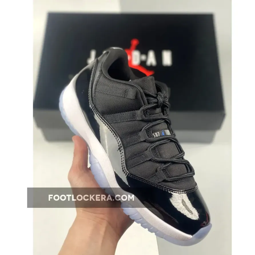 Air Jordan 11 Retro Low "Space Jam"