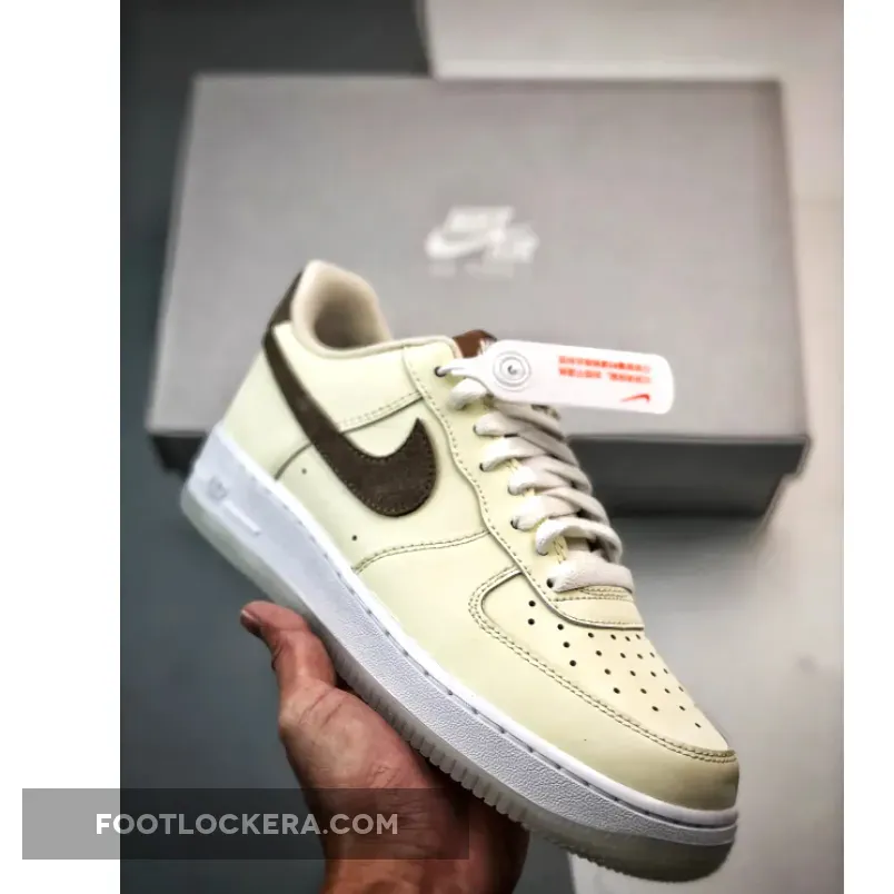 Nike Air Force 1 ’07 LV8 Low Sail/Khaki-Coconut Milk