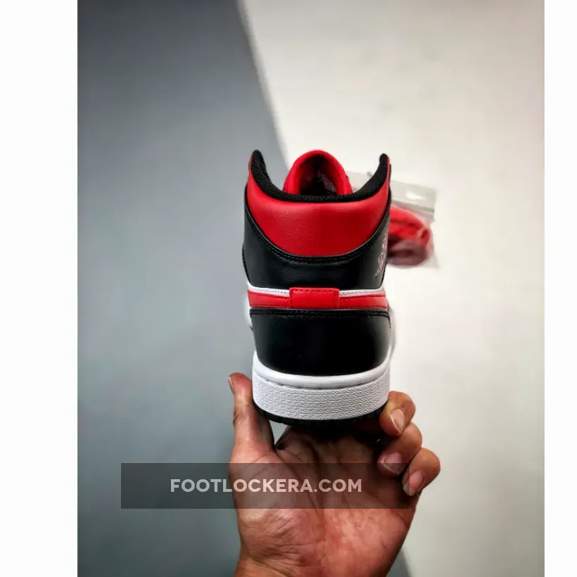 Air Jordan 1 Mid 'Bred Toe' Black/White-Fire Red 554724-079 jordan 1 med