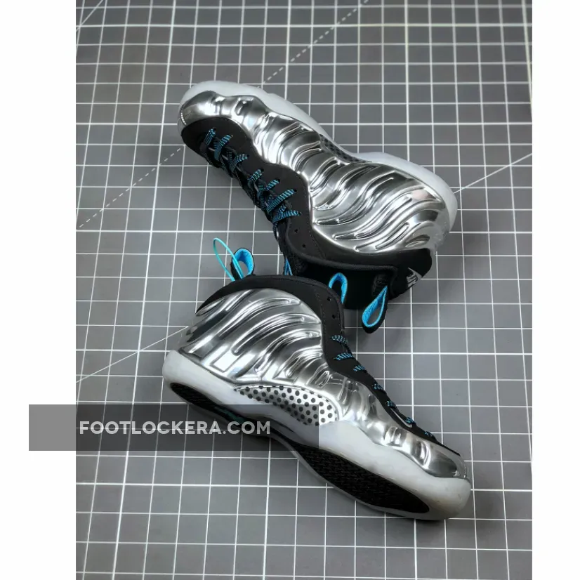 Qs Sneakers / Nike Air Foamposite One Chromeposite