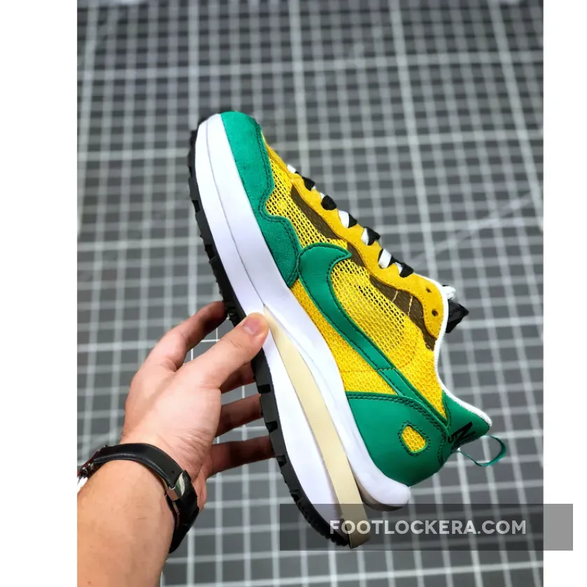 sacai x Nike VaporWaffle Tour Yellow Stadium Green CV1363-700 - green sacai
