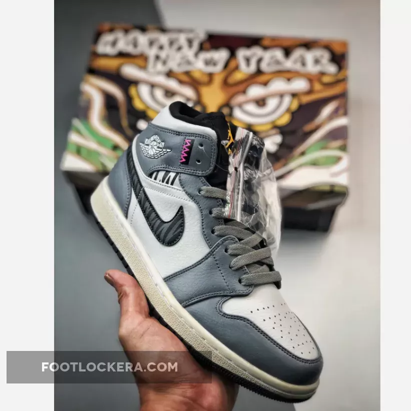 Air Jordan 1 Mid Cool Grey/White-Black 1680503716 Online