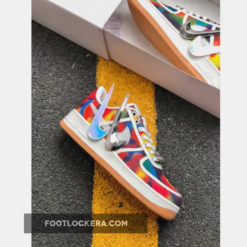 travis scott x nike air force 1 sail