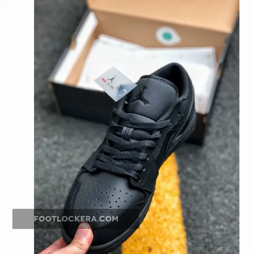 Air Jordan 1 Low 'Triple Black' Online 553558-056