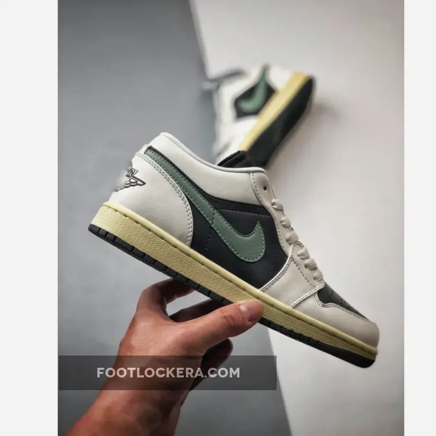 Air Jordan 1 Low Anthracite/Jade Smoke-Sail