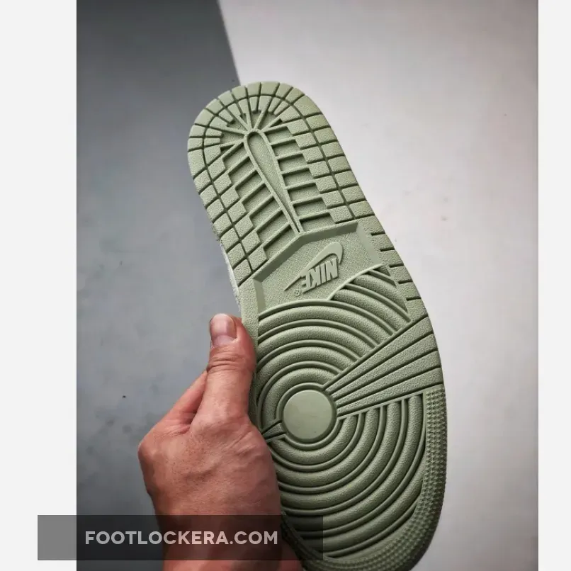 Air Jordan 1 Low Shaggy Green Suede Air Jordan 1 Low Shaggy Green Suede