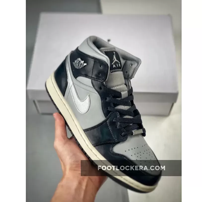 footlocker jordan 1 black