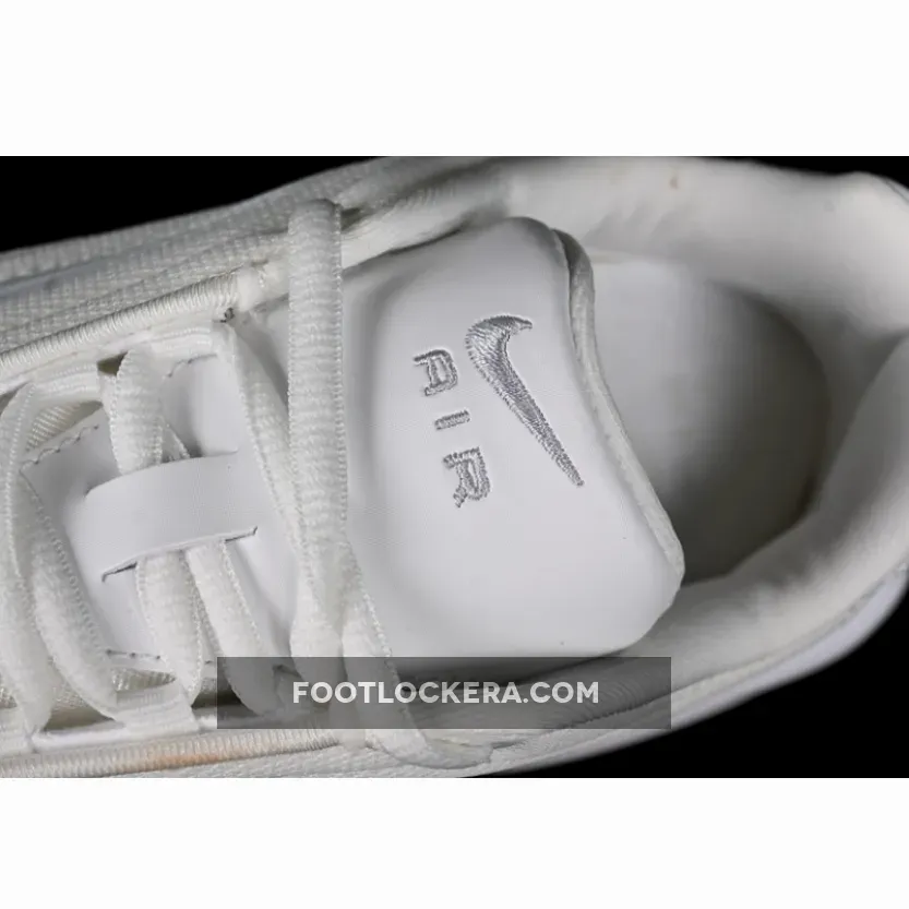 AIR MAX PORTAL WHITE/WHITE/PURE PLATINUM AIR MAX PORTAL WHITE/WHITE/PURE PLATINUM