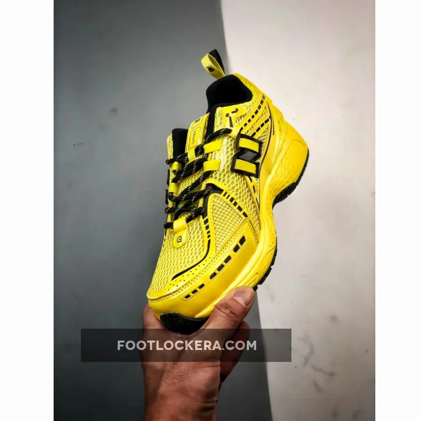 GANNI x New Balance 1906R Yellow Black GANNI x New Balance 1906R Yellow Black