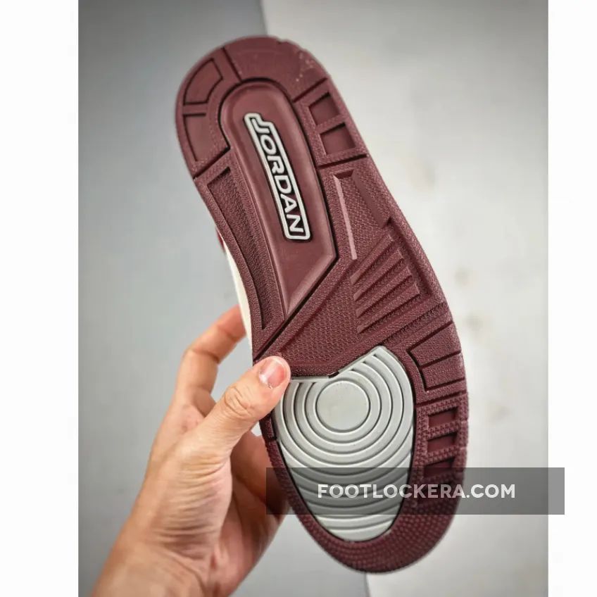 Jordan Spizike Low "CNY" Sail/Oil Green-Red Jordan Spizike Low "CNY" Sail/Oil Green-Red