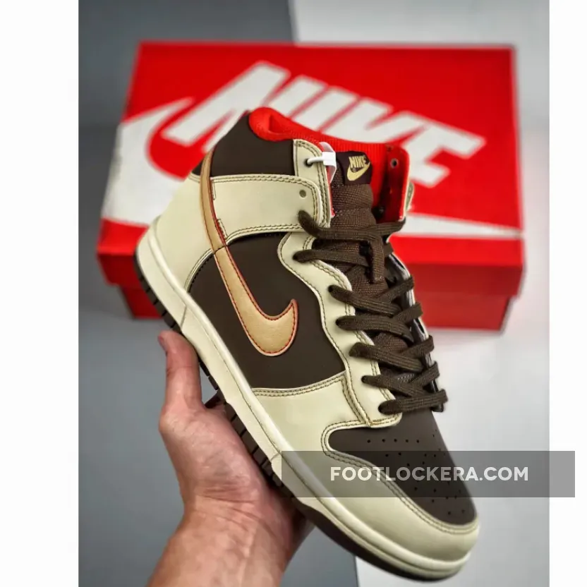 Nike Dunk High SE Baroque Brown/Coconut Milk