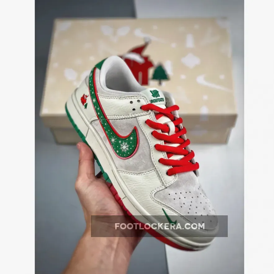 Nike Dunk Low ‘Christmas’ White Red Green