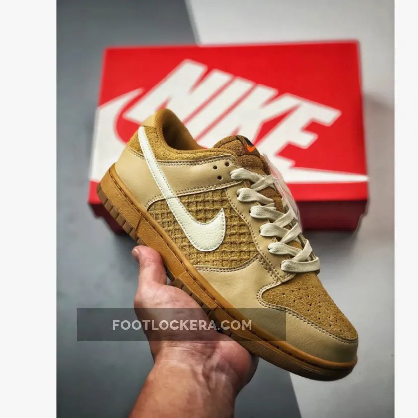 Nike Dunk Low "Waffle" Brown/White