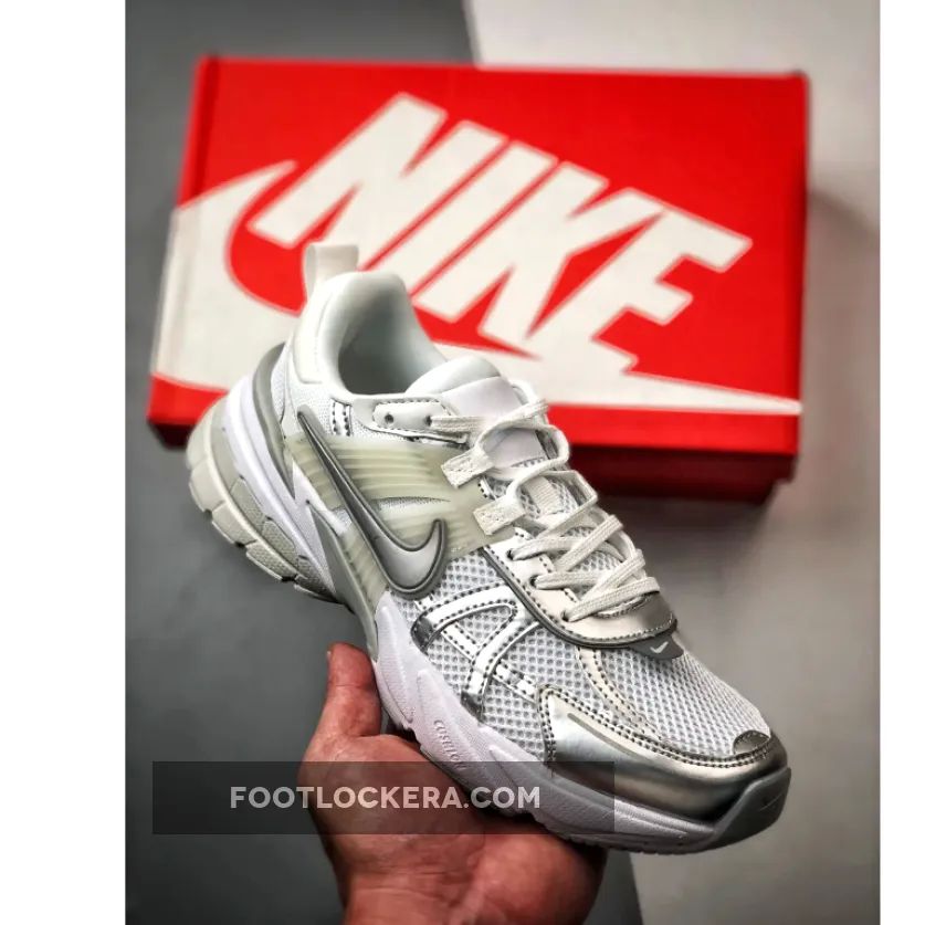 Nike V2K Run Metallic Silver White