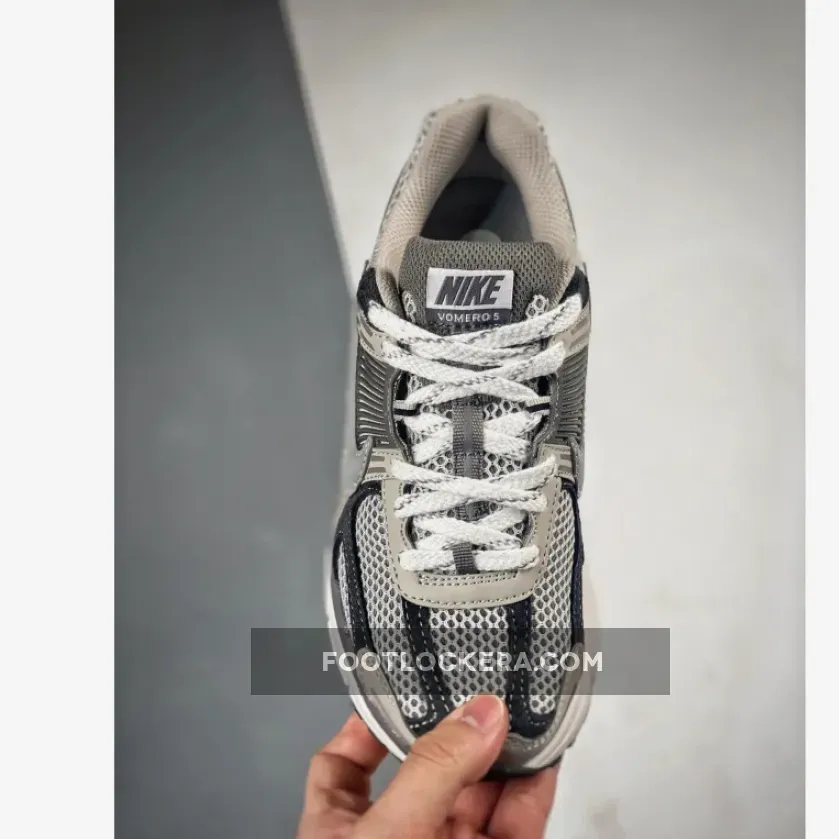 Nike Zoom Vomero 5 Grey Beige Nike Zoom Vomero 5 Grey Beige