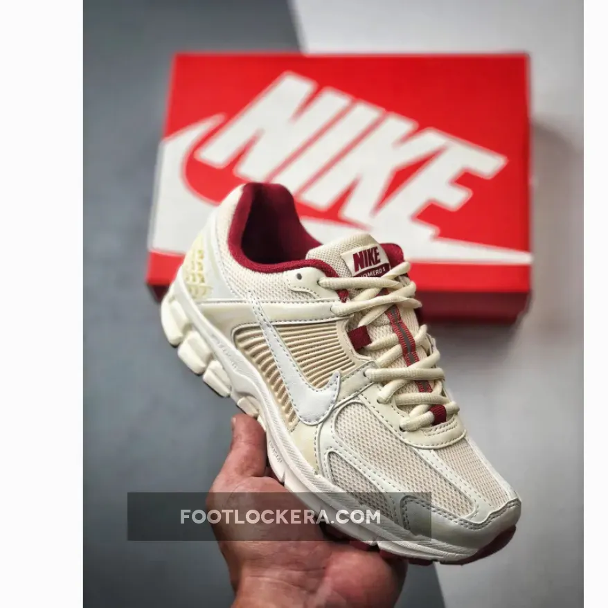 Nike Zoom Vomero 5 Valentines Day