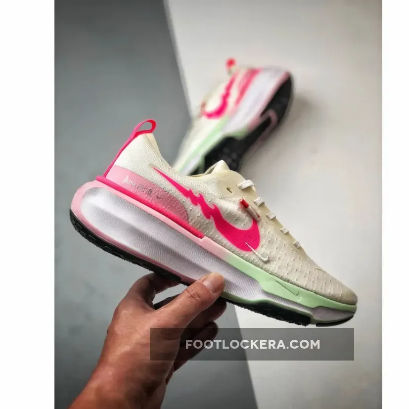 Nike ZoomX Invincible Run 3 Year of the Dragon