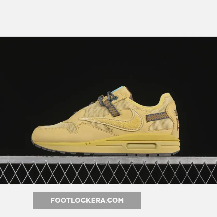 TRAVIS SCOOT X AIR MAX 1 SATURN GOLD/TEA TREE MIST/TENT